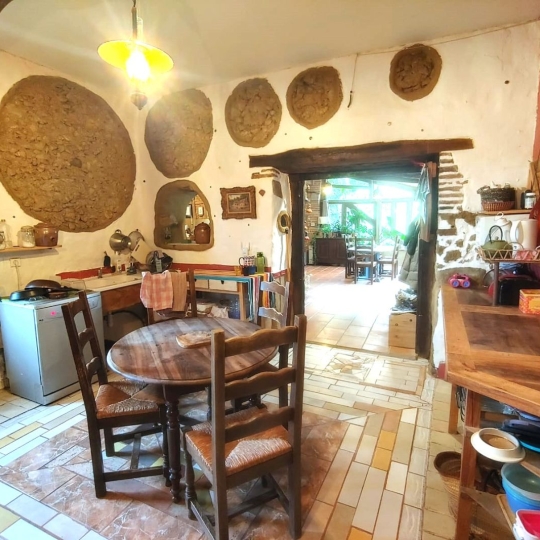  IMMOBILIER AREA : Maison / Villa | ANAN (31230) | 388 m2 | 235 000 € 