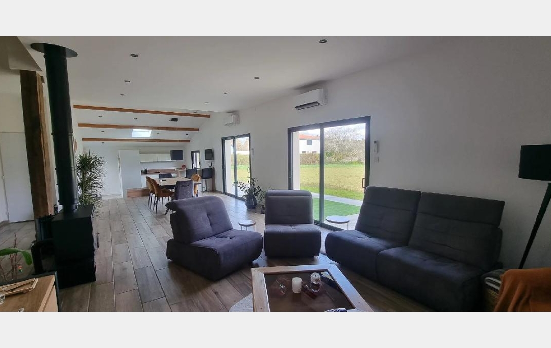IMMOBILIER AREA : Maison / Villa | PAVIE (32550) | 150 m2 | 395 000 € 