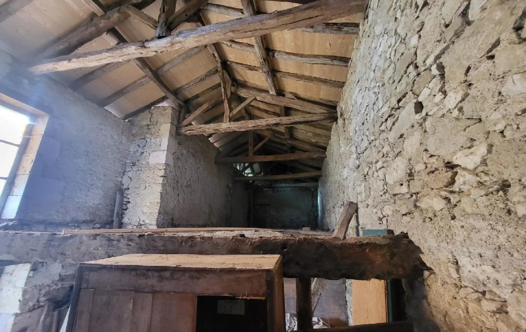 IMMOBILIER AREA : House | PAVIE (32550) | 443 m2 | 230 000 € 