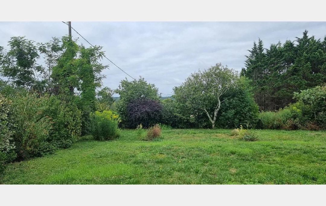 IMMOBILIER AREA : Terrain | AUCH (32000) | 650 m2 | 71 000 € 