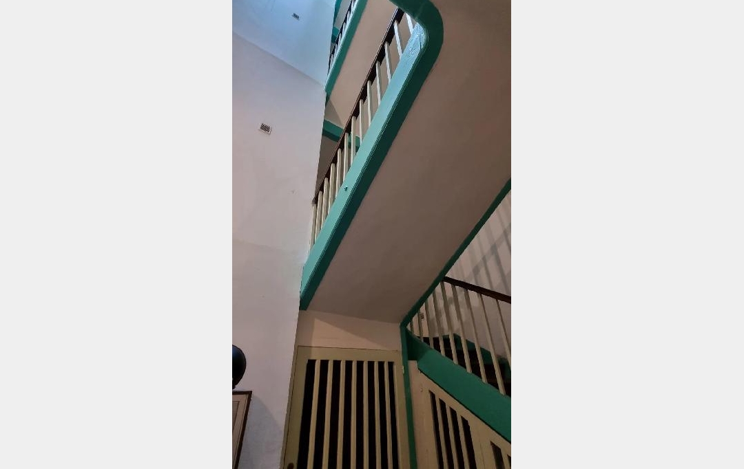 IMMOBILIER AREA : Immeuble | AUCH (32000) | 300 m2 | 328 000 € 