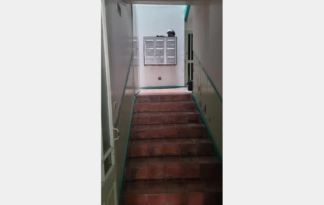 IMMOBILIER AREA : Immeuble | AUCH (32000) | 300 m2 | 328 000 € 