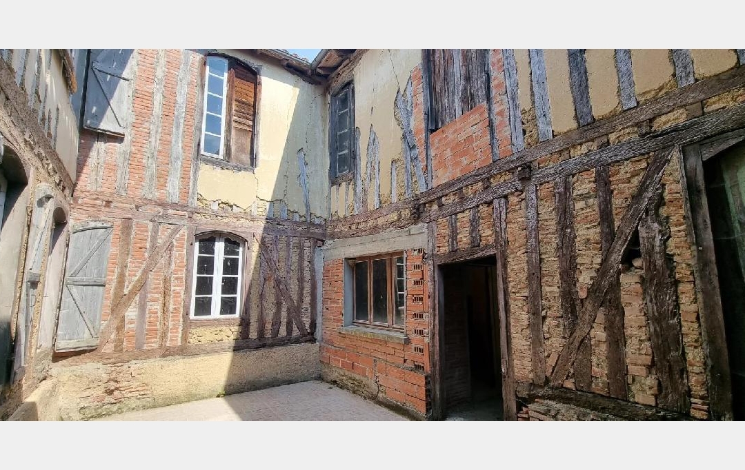 IMMOBILIER AREA : Autres | SARAMON (32450) | 500 m2 | 128 000 € 