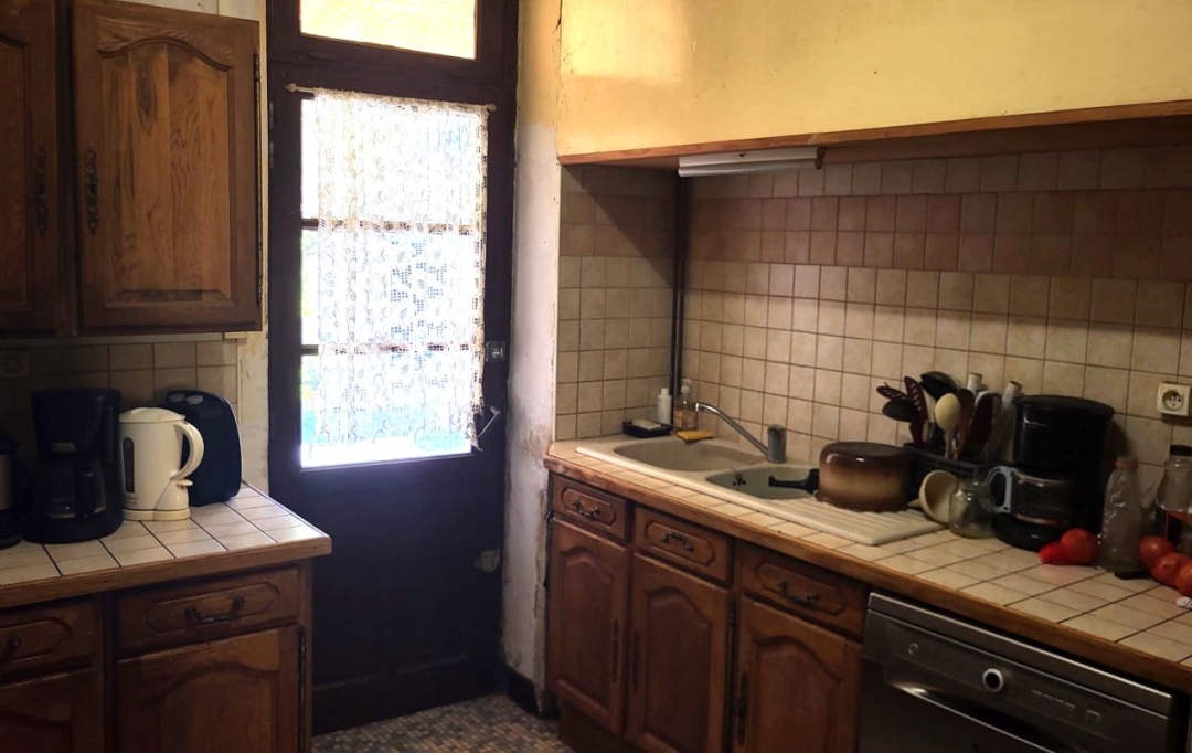 IMMOBILIER AREA : House | PUYCASQUIER (32120) | 221 m2 | 82 400 € 