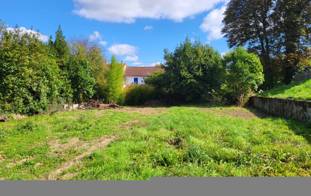 IMMOBILIER AREA : Ground | FLEURANCE (32500) | 0 m2 | 35 000 € 
