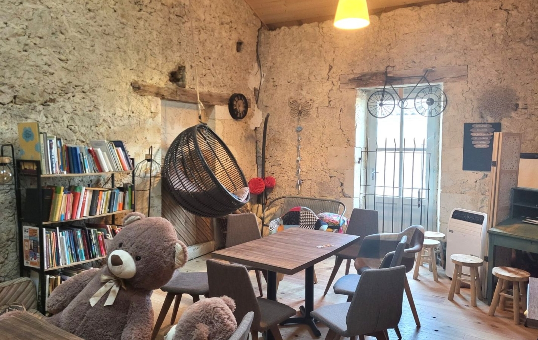 IMMOBILIER AREA : Local / Bureau | LECTOURE (32700) | 84 m2 | 165 000 € 